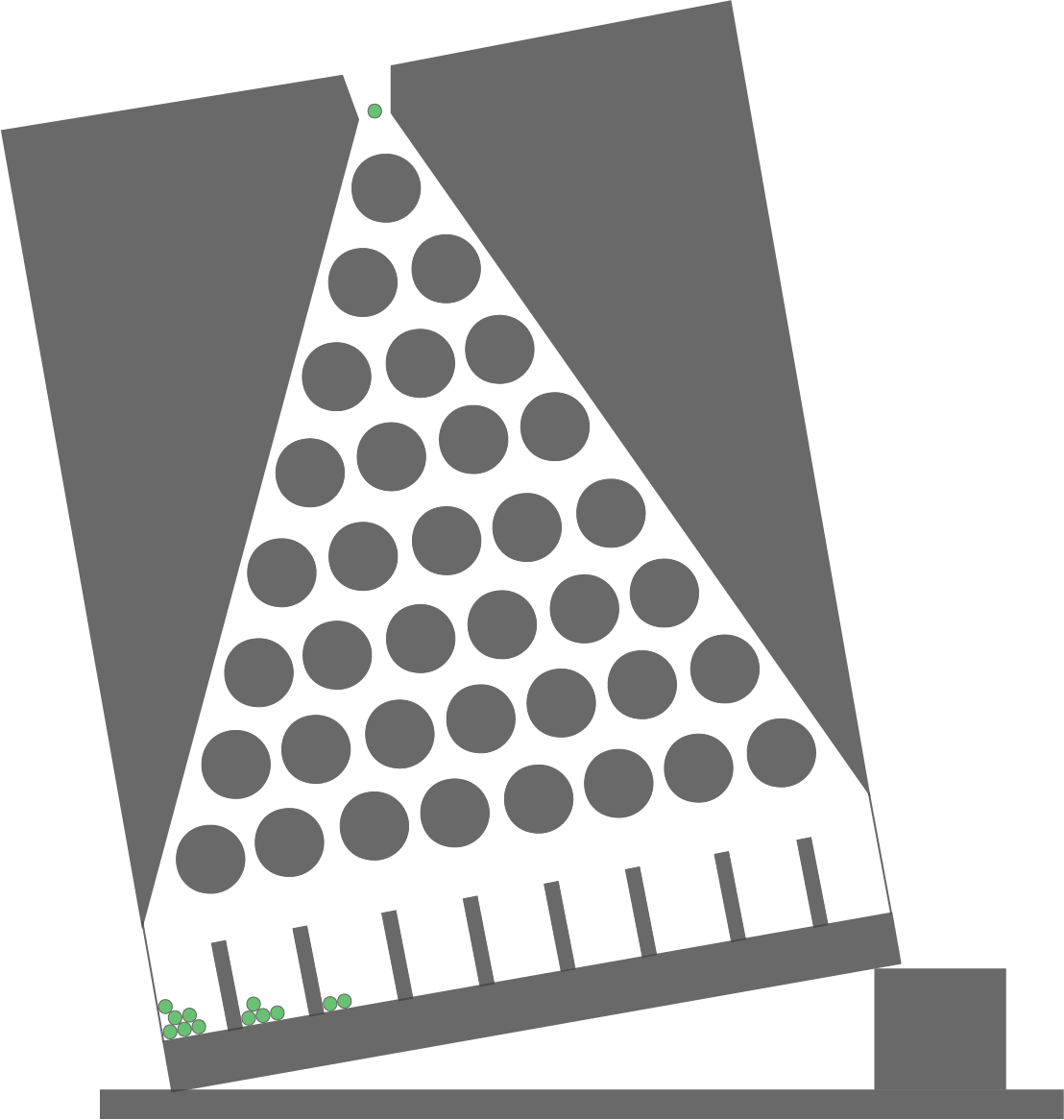 Schematische Darstellung eines Raumes mit Sitzplätzen und einer Bühne im Vordergrund.