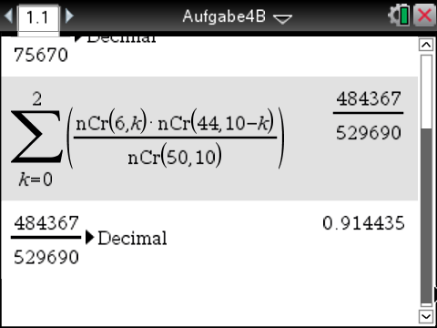 Mathematische Berechnung mit Summenformel und Bruchdarstellung auf einem Bildschirm.