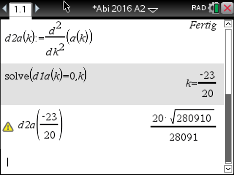 Mathematische Gleichungen und Berechnungen auf einem Bildschirm.